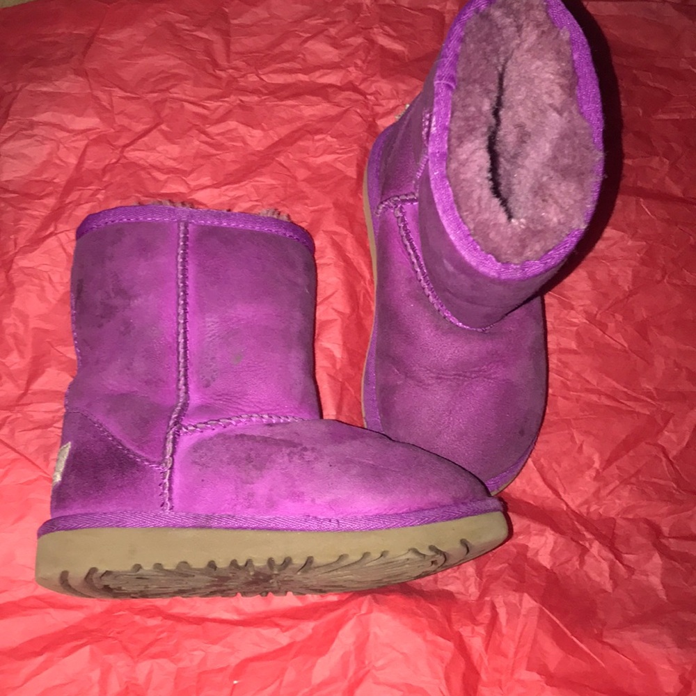 Cute girls Ugg boots